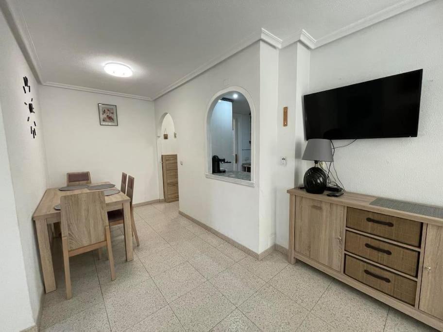 Flamenco Chill Apartment Торрев'єха Екстер'єр фото