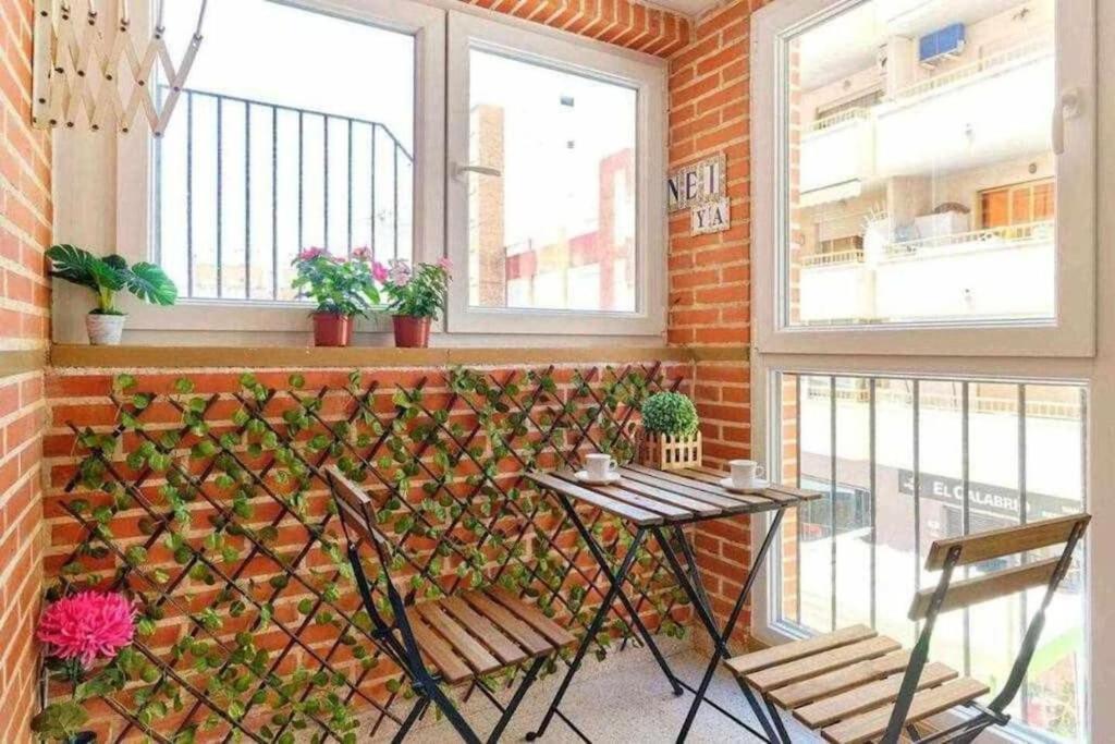 Flamenco Chill Apartment Торрев'єха Екстер'єр фото