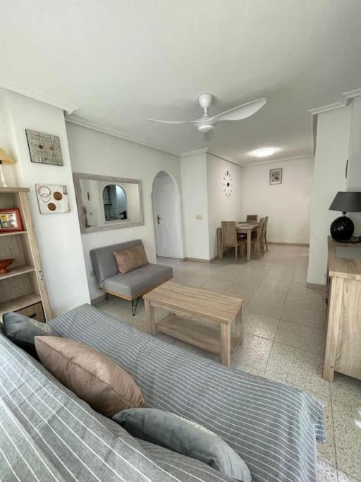 Flamenco Chill Apartment Торрев'єха Екстер'єр фото