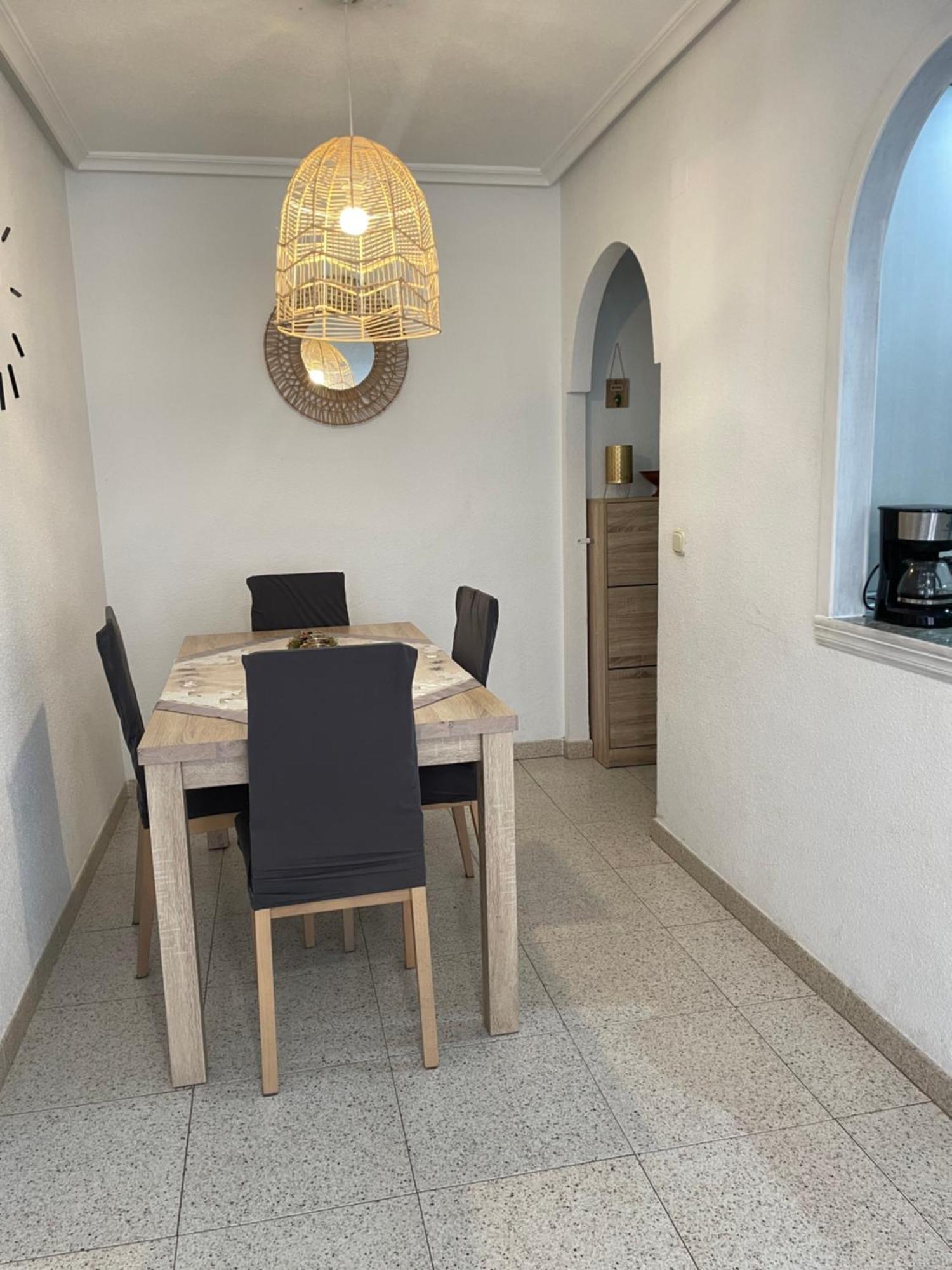 Flamenco Chill Apartment Торрев'єха Екстер'єр фото